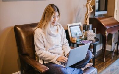 7 Reasons Our $65 Course Beats Hiring a Branding Company